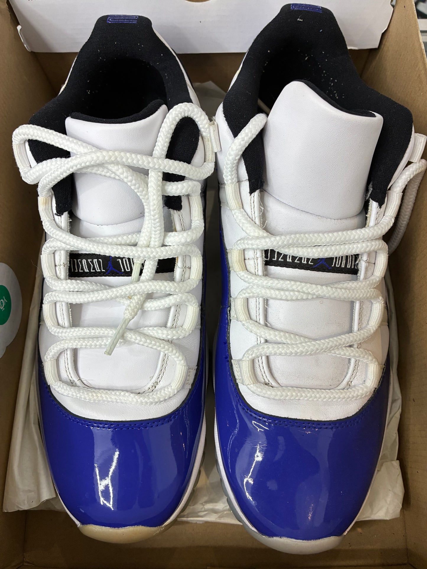 USED Jordan 11 Retro Low White Concord (Women's)
