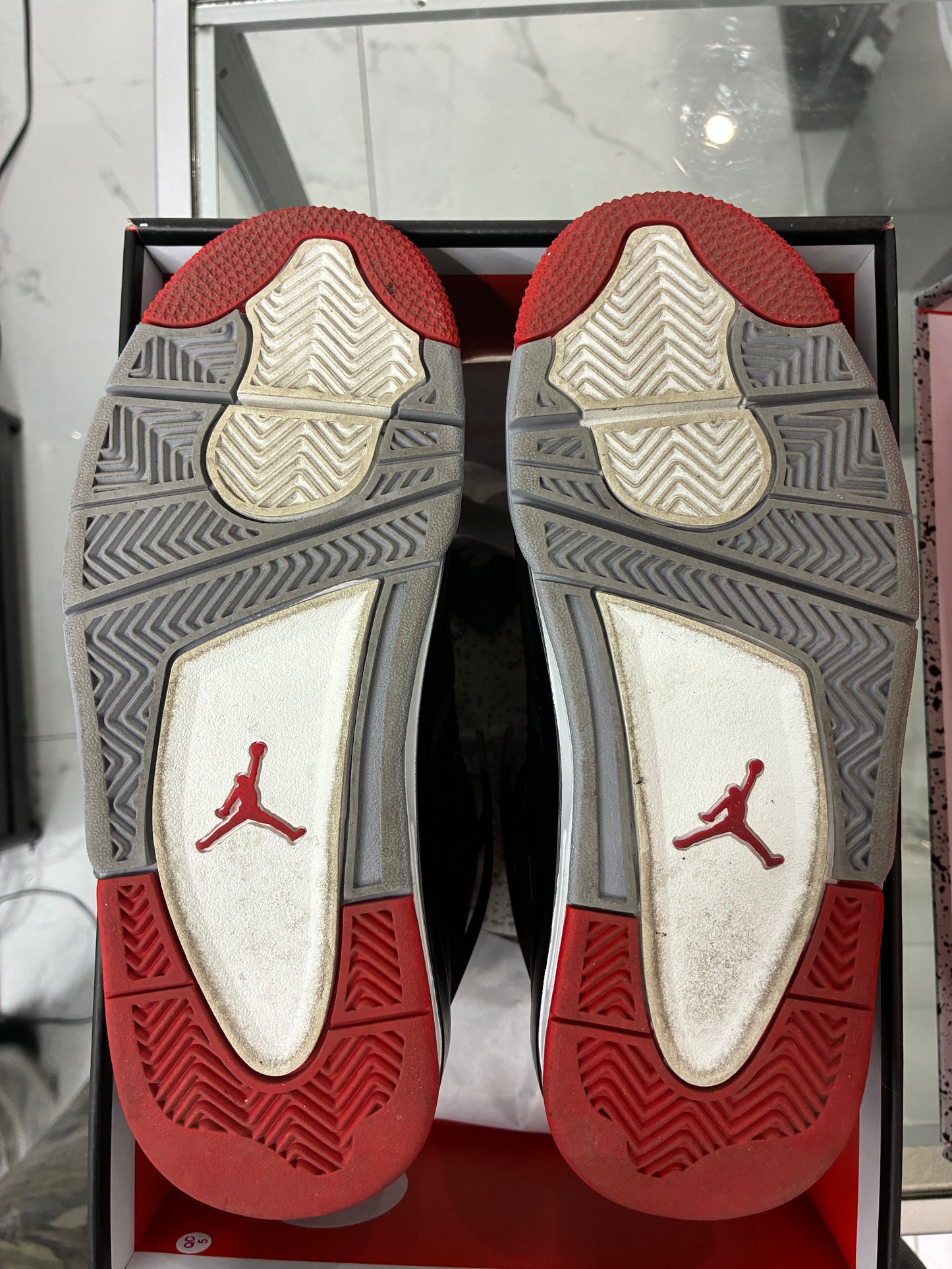 USED Jordan 4 Retro Bred Reimagined (GS)